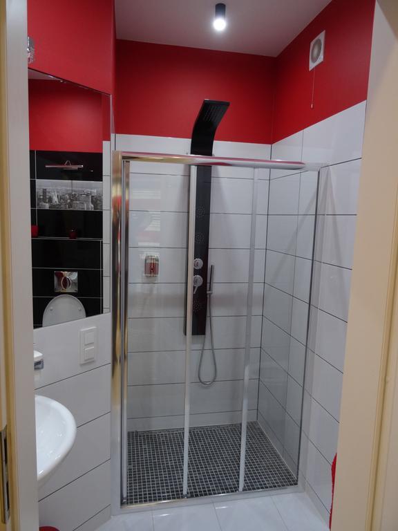 Apartamenty Metro Mlociny Varsóvia Quarto foto
