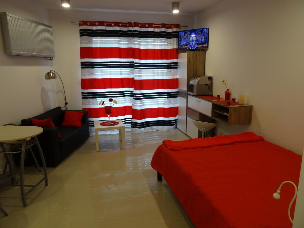 Apartamenty Metro Mlociny Varsóvia Quarto foto