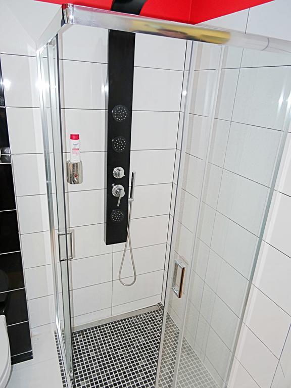 Apartamenty Metro Mlociny Varsóvia Quarto foto